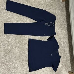 Figs yola skinny pant XS petite One pocket XS shirt